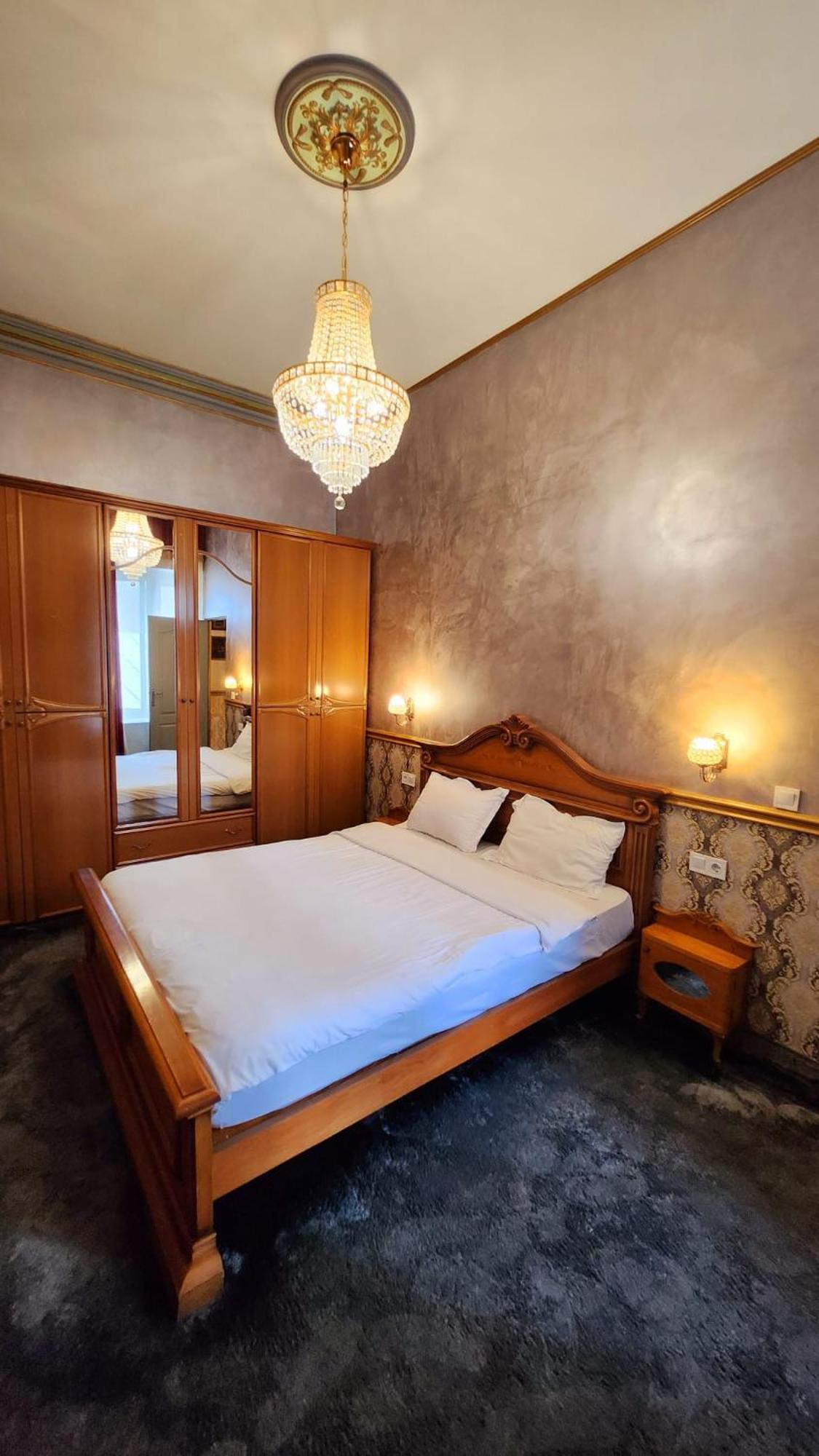 Nf Palace Old City Bucureşti Ngoại thất bức ảnh