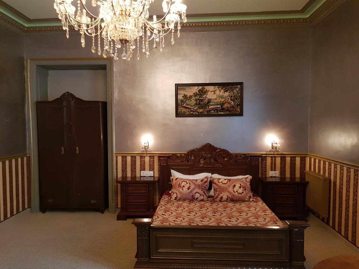 Nf Palace Old City Bucureşti Ngoại thất bức ảnh